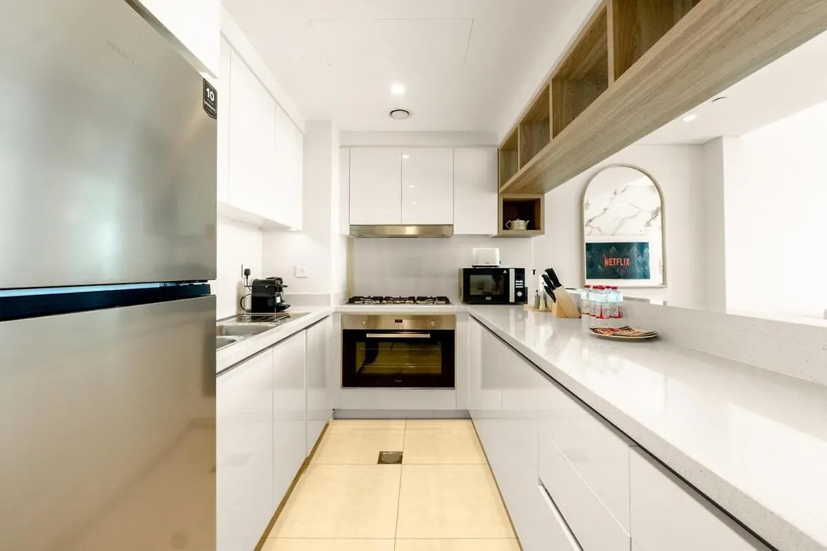 Luxury Burj & Fountain View 3 Bedroom Apartment Dubaj Egyesült Arab Emírségek